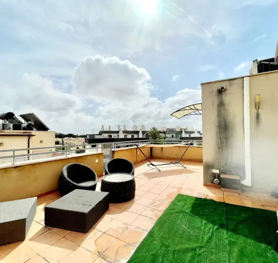 Sale of semi-detached house in Málaga