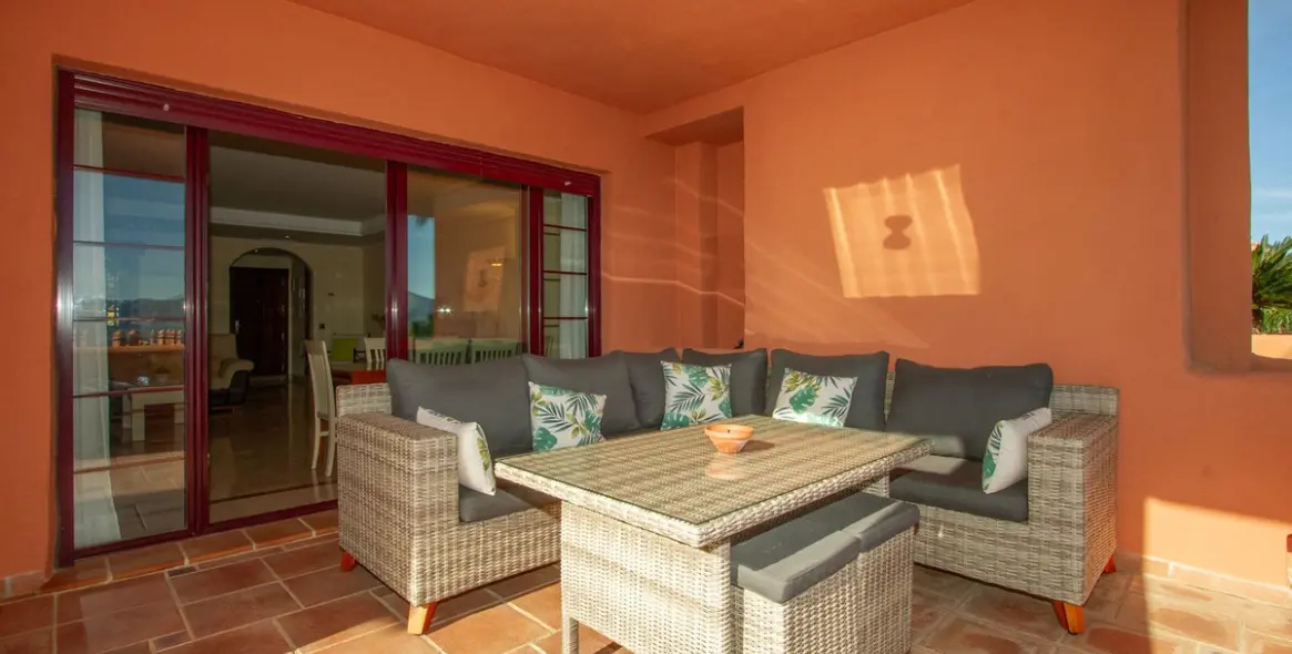 Продажа апартаментов на среднем этаже в La Mairena 2