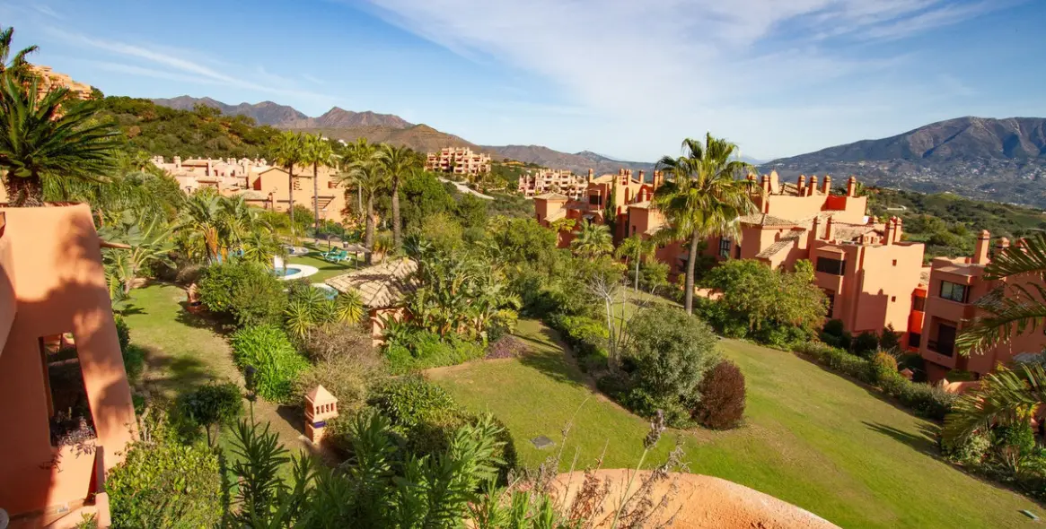 Продажа апартаментов на среднем этаже в La Mairena 7