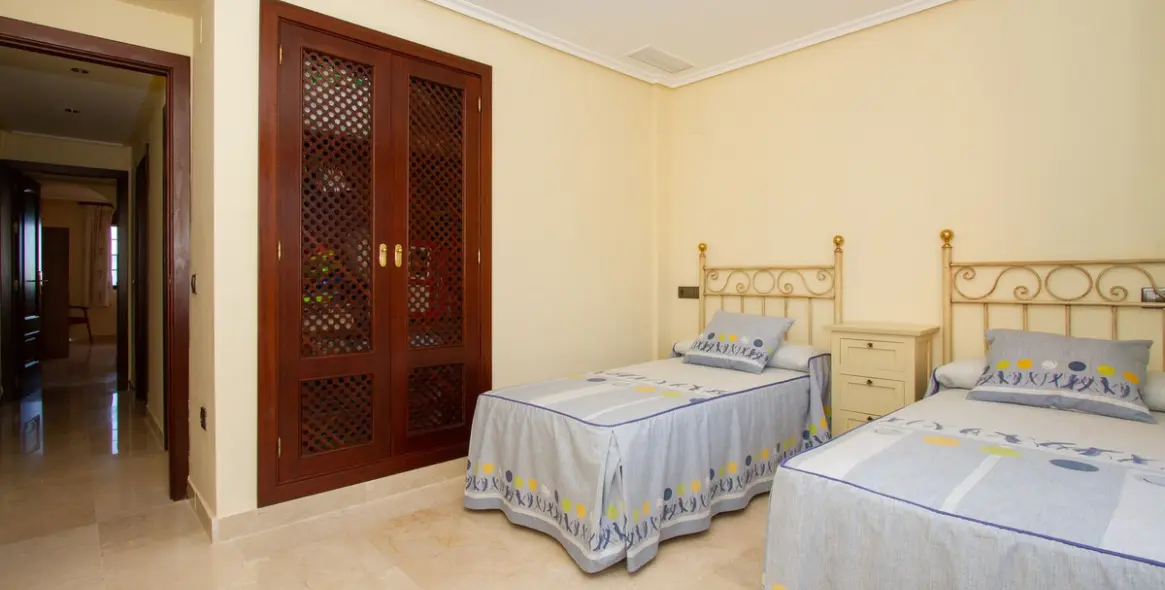 Продажа апартаментов на среднем этаже в La Mairena 11