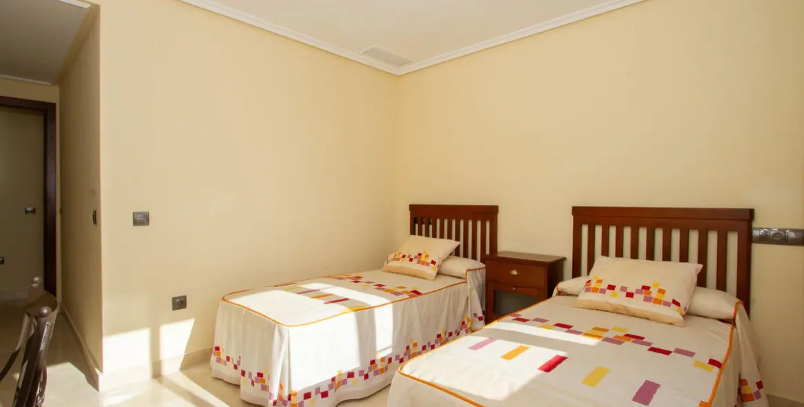 Продажа апартаментов на среднем этаже в La Mairena 14