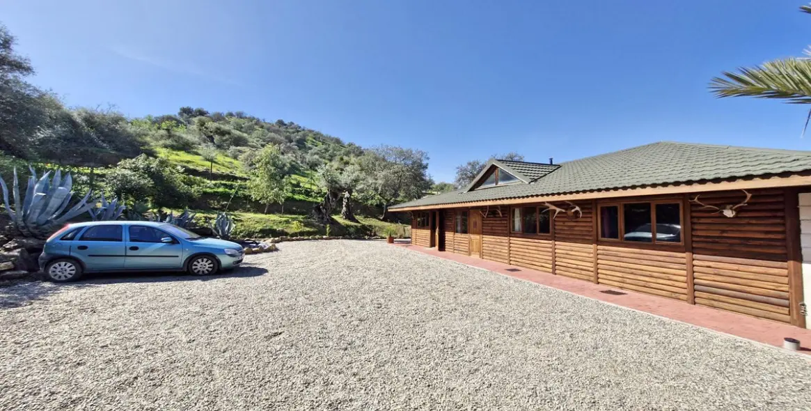 Продажа финки в Coín 17