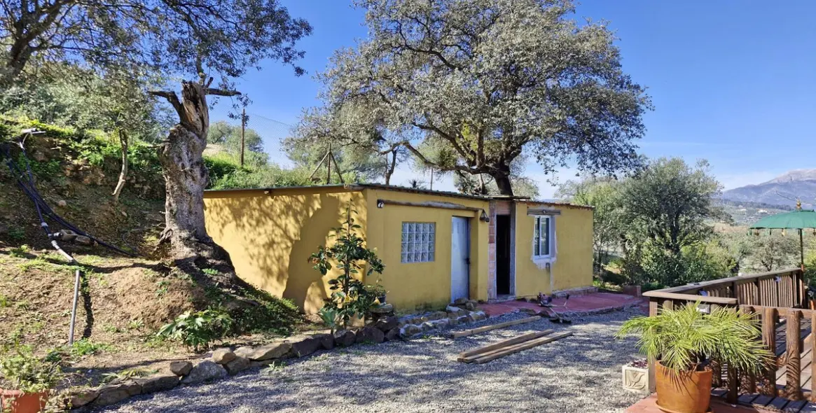 Sale of finca - cortijo in Coín 26