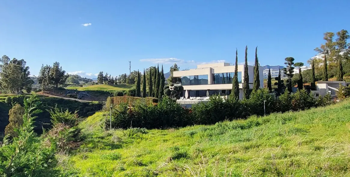 Sale of residential plot in La Cala Golf 8