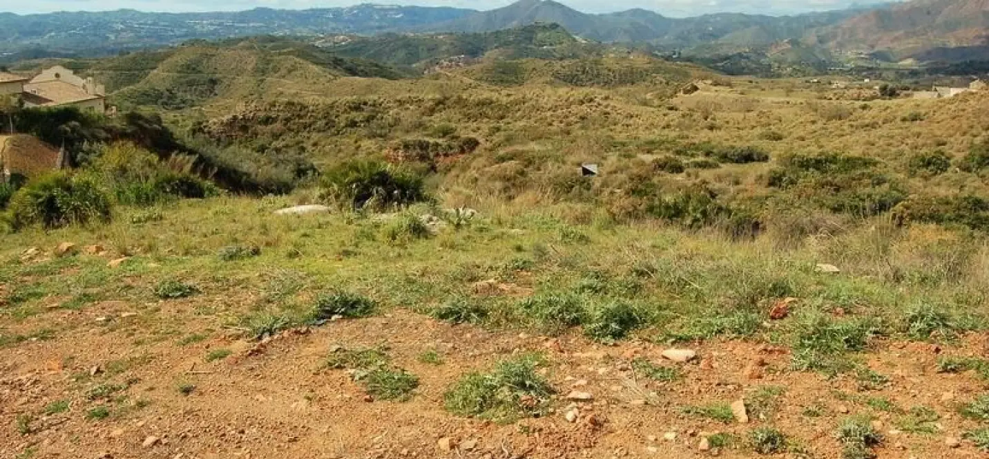 Venta de parcela residencial en Mijas 3