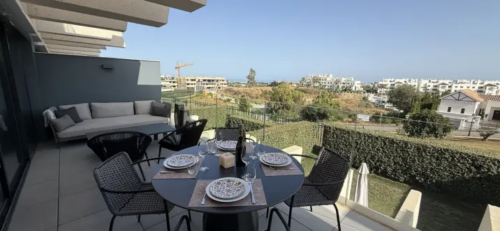 Middle floor apartment R5080000 0