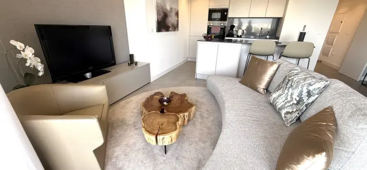 Middle floor apartment R5080000 3