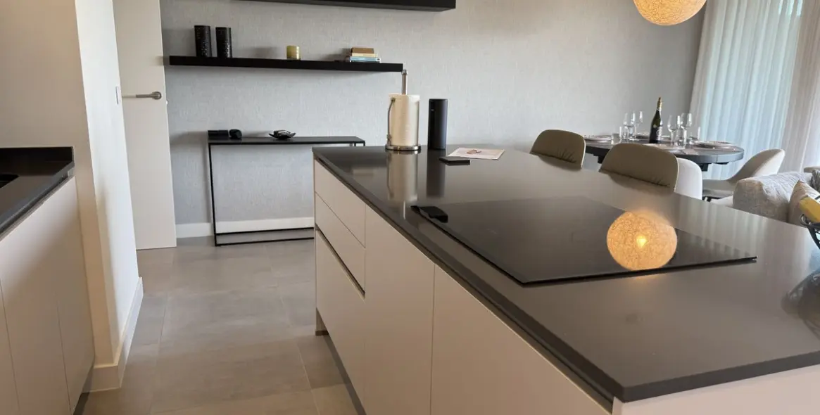 Sale of middle floor apartment in Estepona (district Estepona) 8