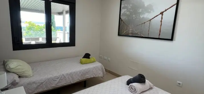 Продажа апартаментов на среднем этаже в Los Flamingos 3