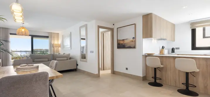 Sale of middle floor apartment in Casares Playa 2