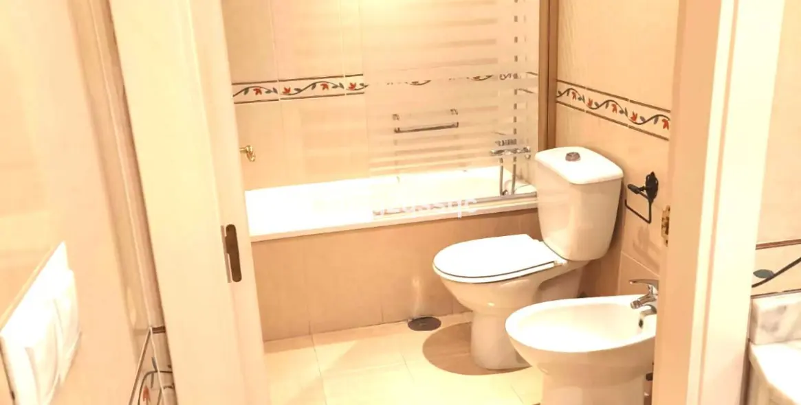 Sale of penthouse duplex in Estepona 4