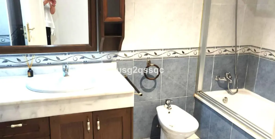 Sale of penthouse duplex in Estepona 5