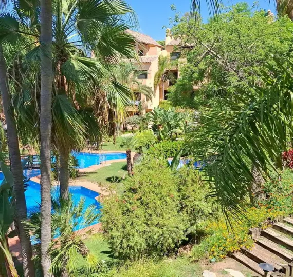 Продажа апартаментов на среднем этаже в El Paraiso