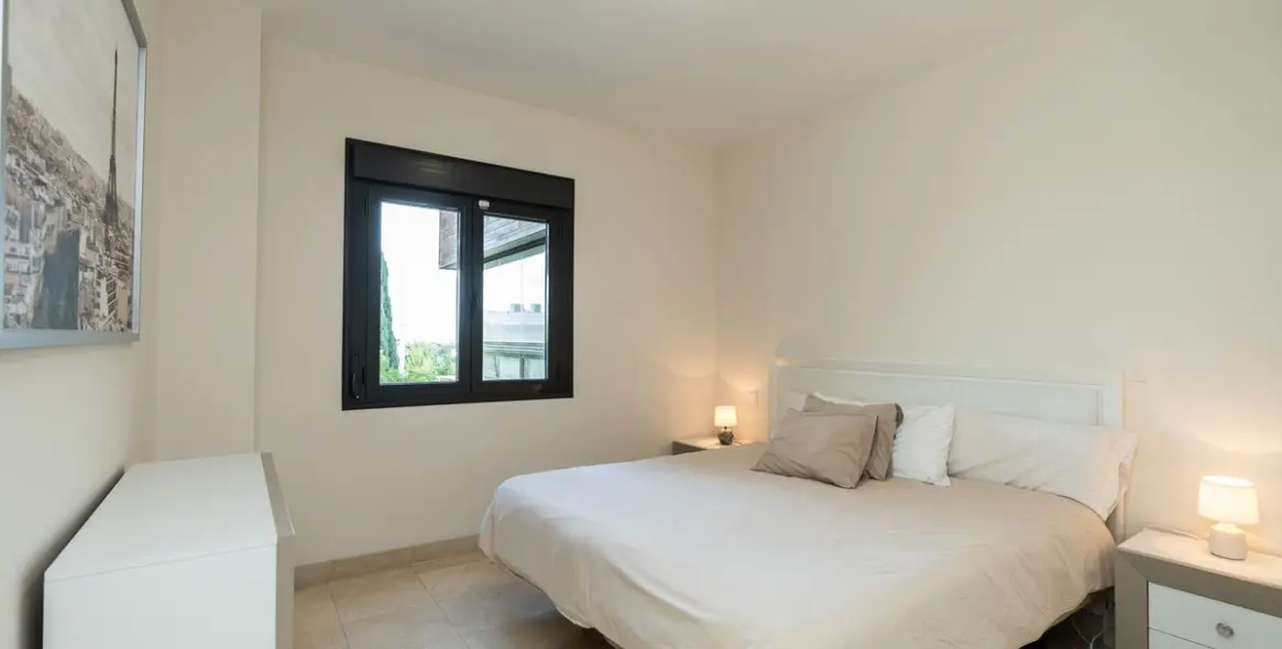 Продажа апартаментов на среднем этаже в Los Flamingos 3