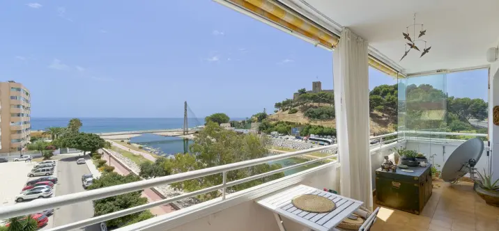 Продажа апартаментов на среднем этаже в Fuengirola 0