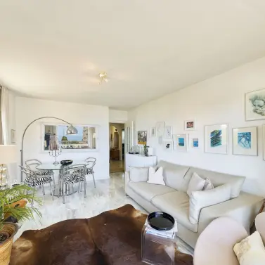 Продажа апартаментов на среднем этаже в Fuengirola