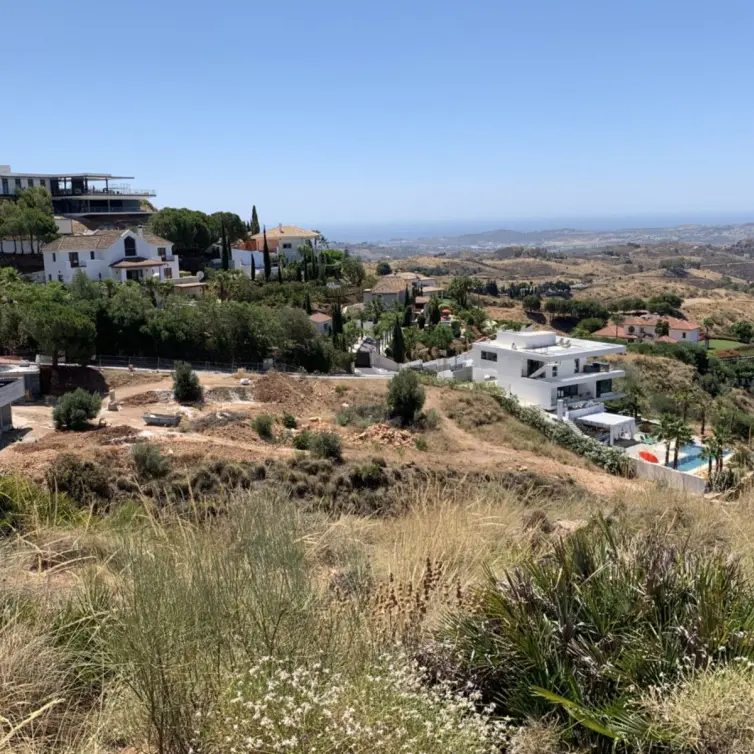 Venta de parcela residencial en Valtocado