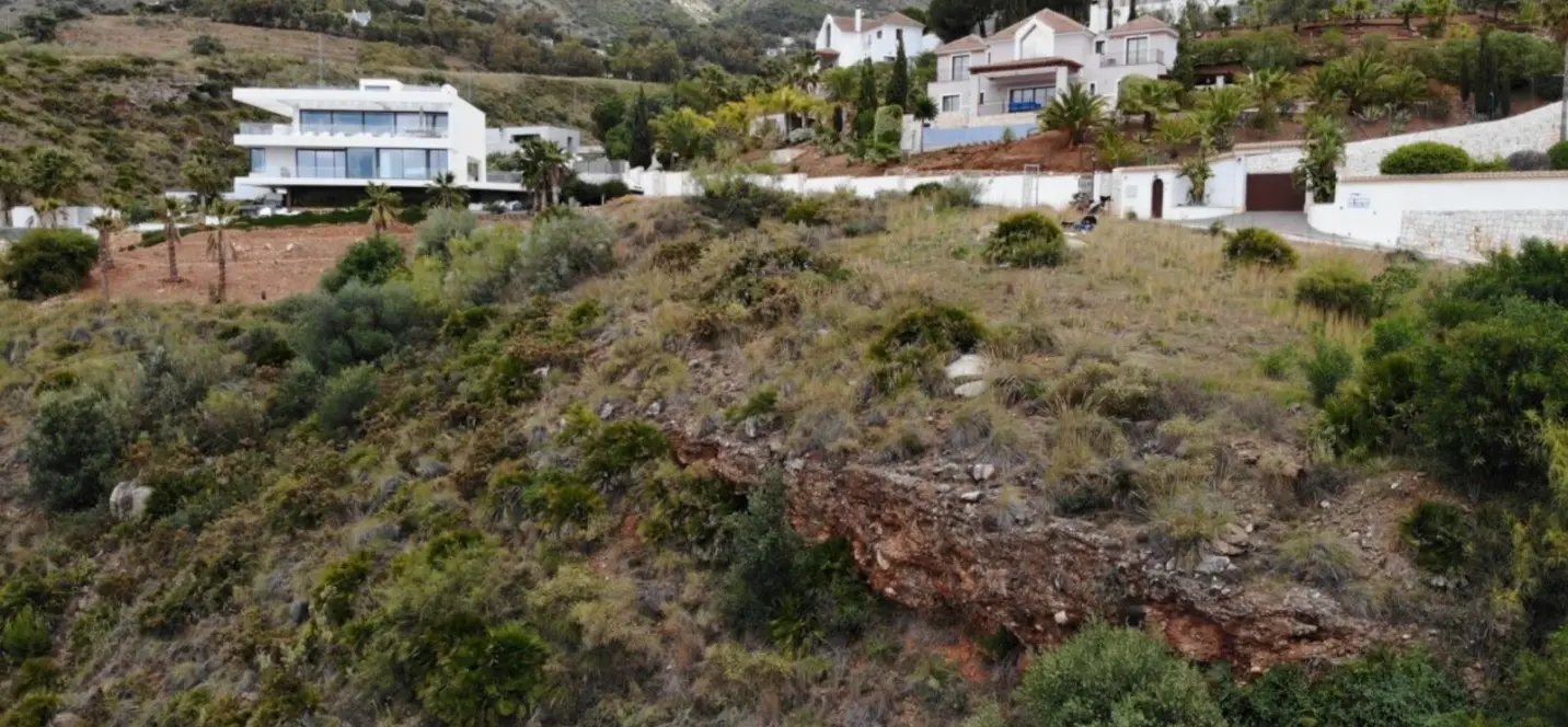 Venta de parcela residencial en Valtocado 4