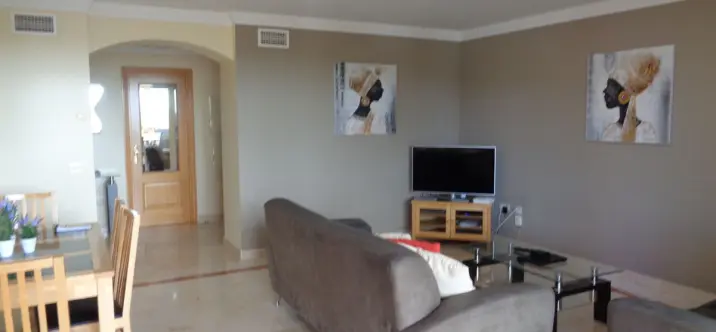 Продажа апартаментов на среднем этаже в Benahavís 4