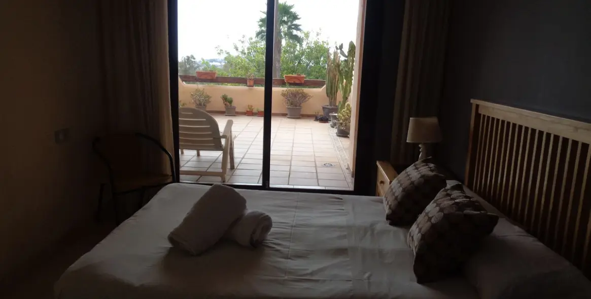 Продажа апартаментов на среднем этаже в Benahavís 18