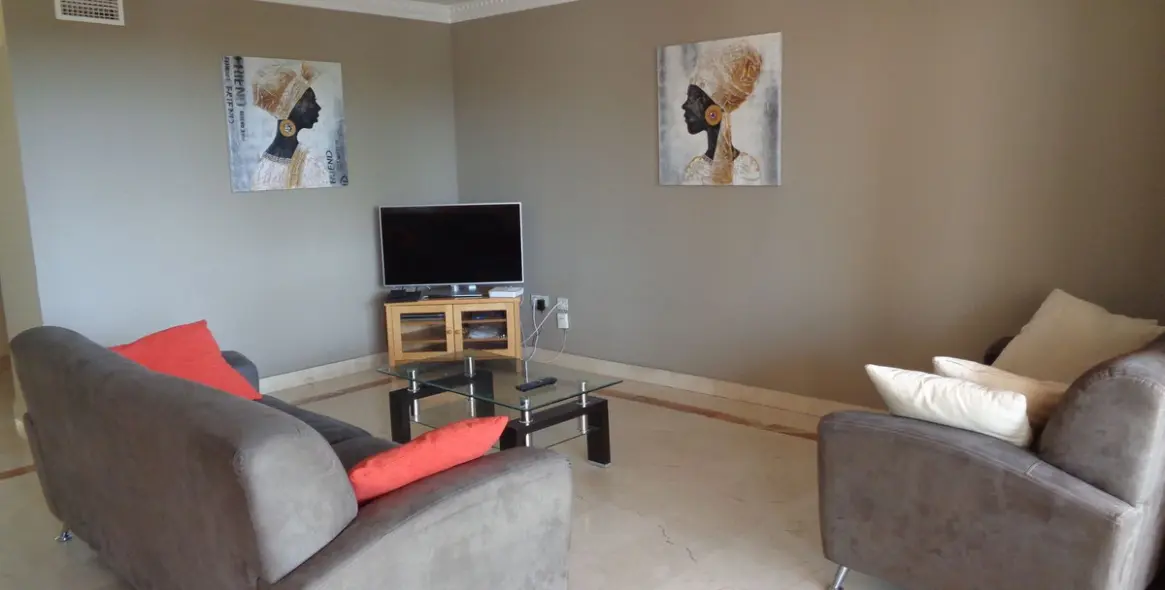 Sale of middle floor apartment in Benahavís 59