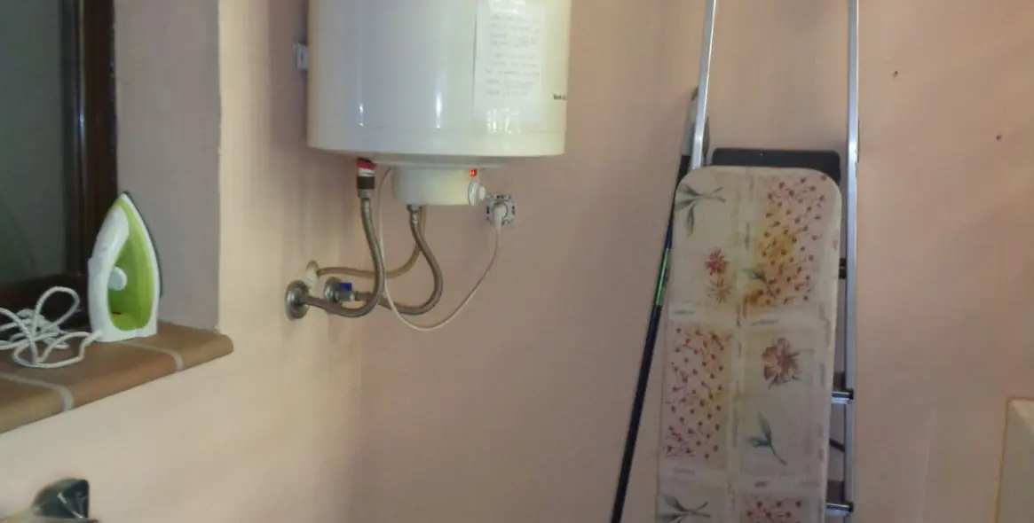 Sale of middle floor apartment in Benahavís 77