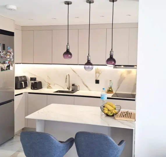 Sale of middle floor apartment in Fuengirola