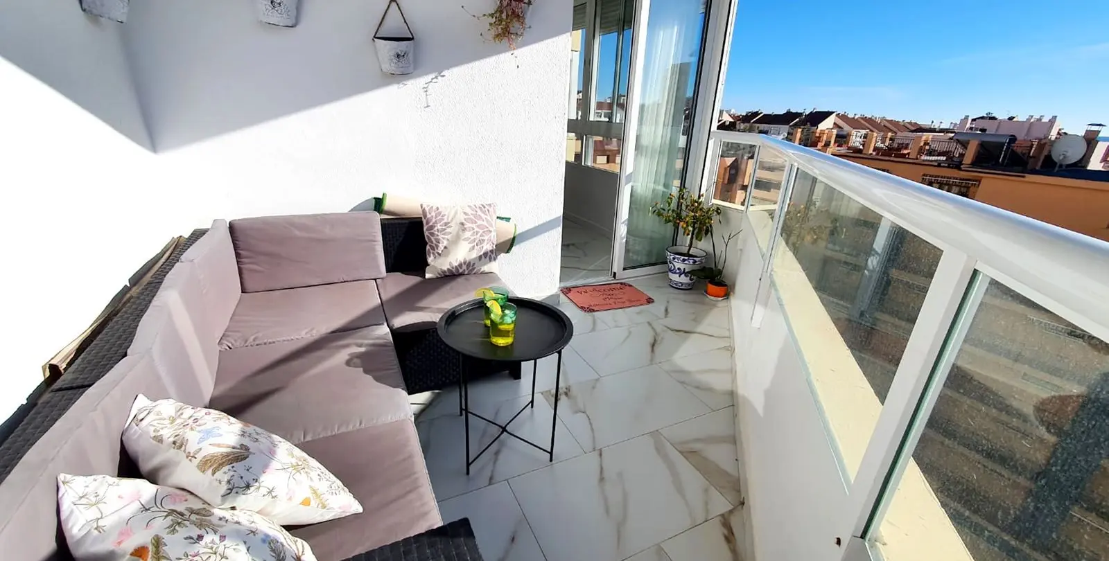 Venta de apartamento en planta media en Fuengirola 5
