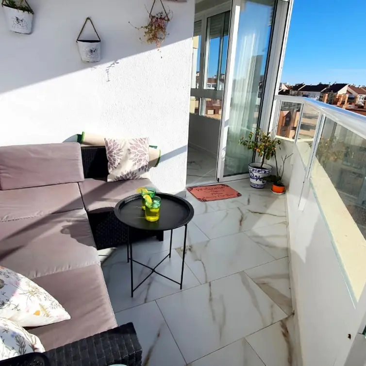 Продажа апартаментов на среднем этаже в Fuengirola