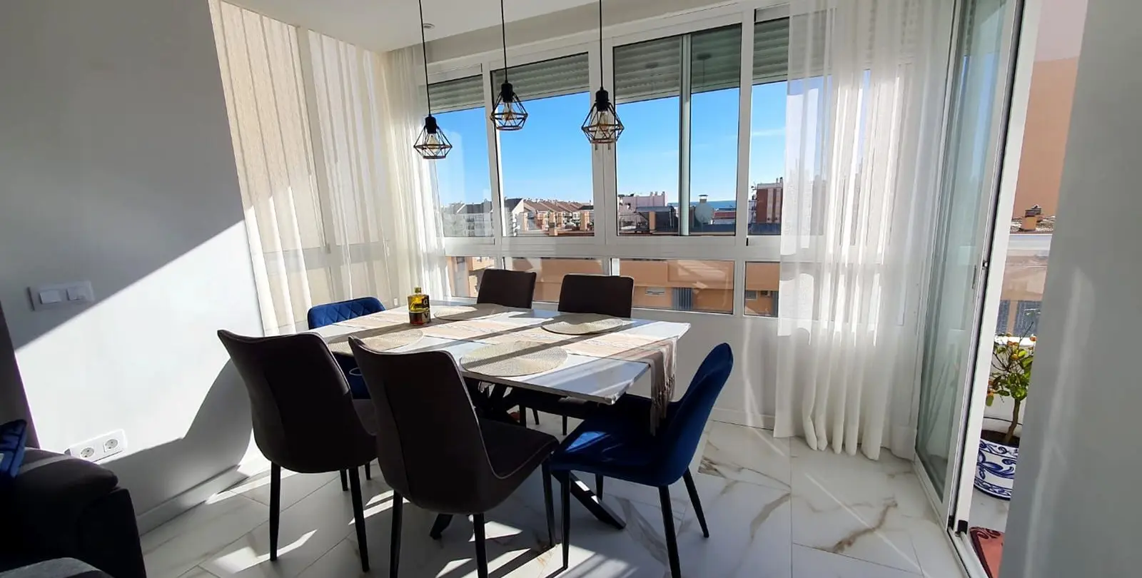 Venta de apartamento en planta media en Fuengirola 6