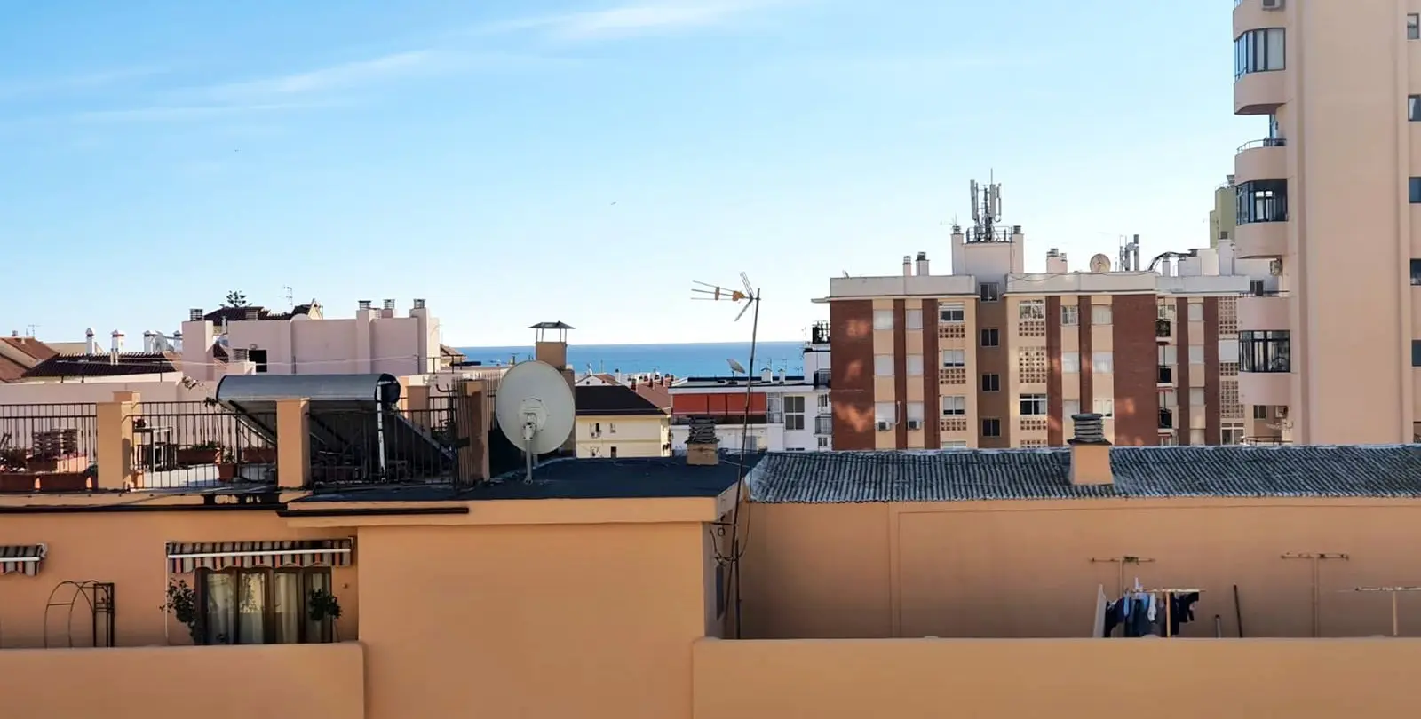 Venta de apartamento en planta media en Fuengirola 27