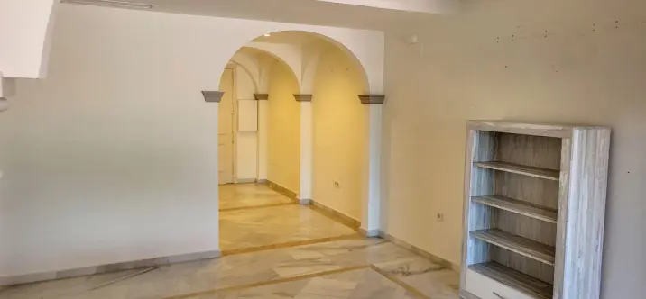 Продажа апартаментов на среднем этаже в Nueva Andalucía 3