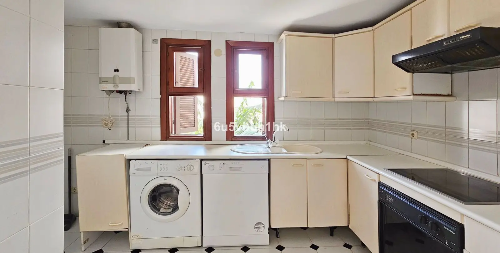 Venta de adosado en Estepona West 14