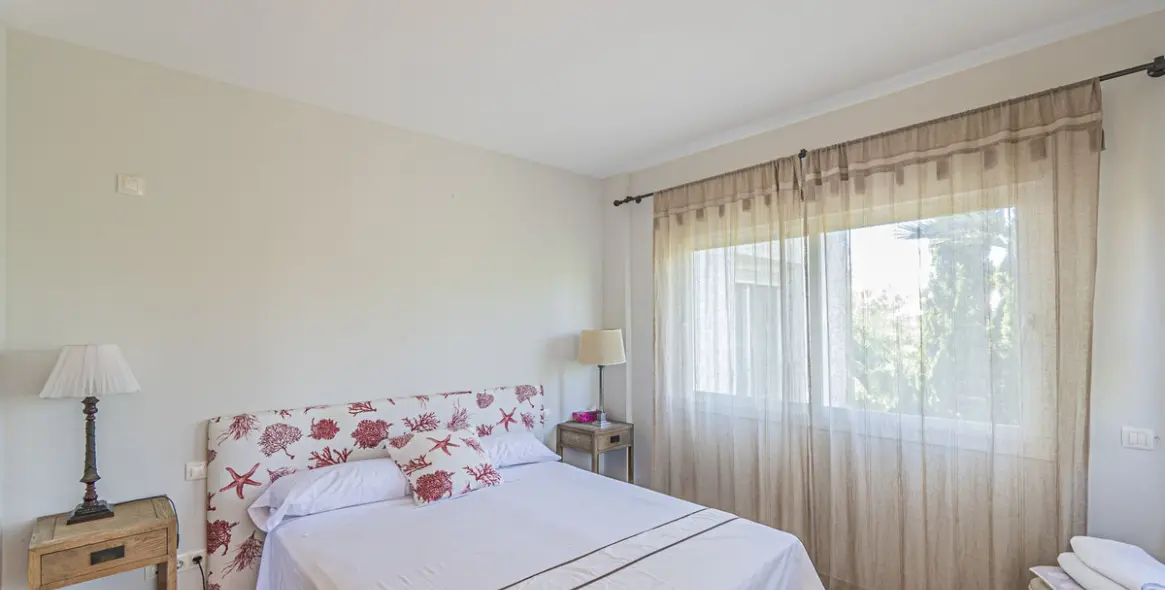 Продажа апартаментов на среднем этаже в Costalita 4