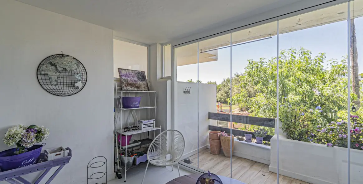 Продажа апартаментов на среднем этаже в Costalita 9