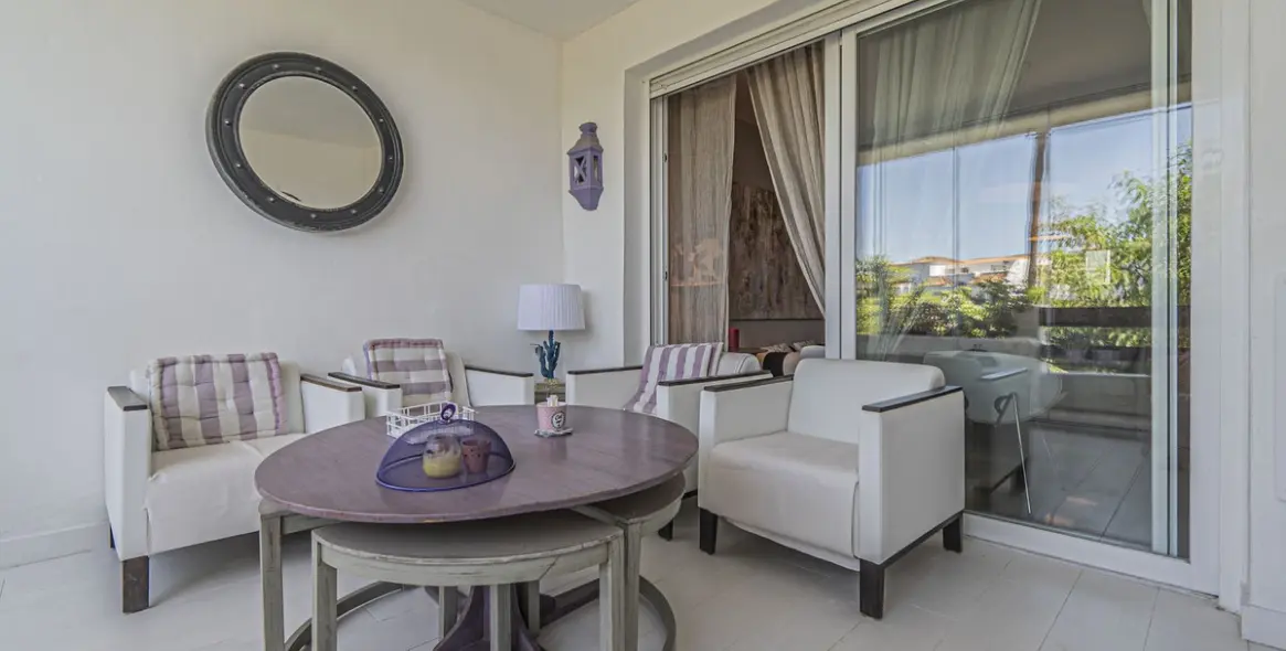 Продажа апартаментов на среднем этаже в Costalita 14