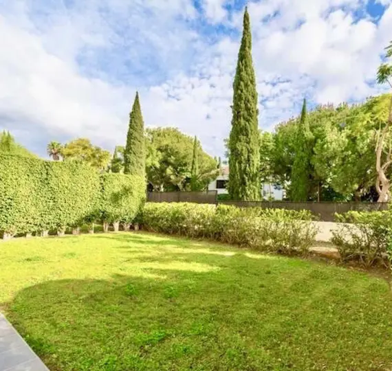 Sale of ground floor apartment in Los Flamingos