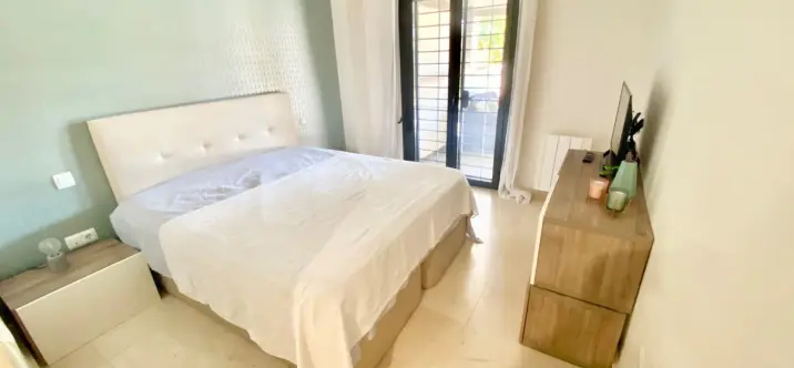 Sale of ground floor apartment in Los Flamingos 4