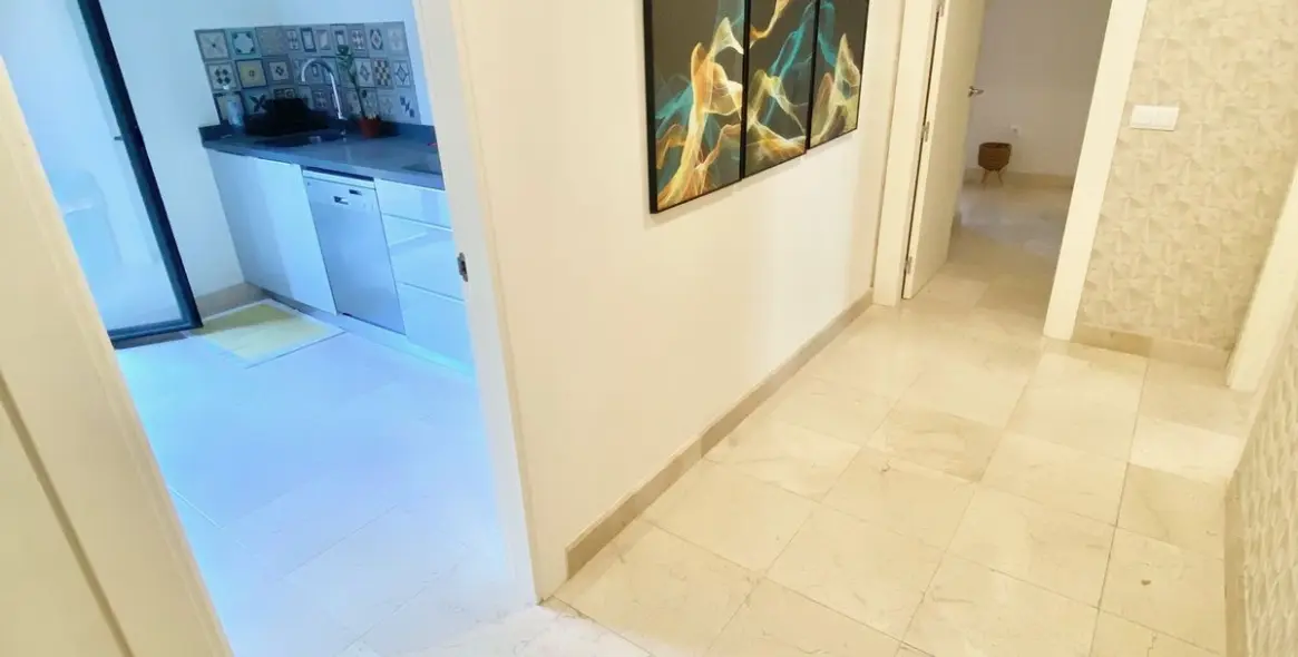 Продажа апартаментов на первом этаже в Los Flamingos 11