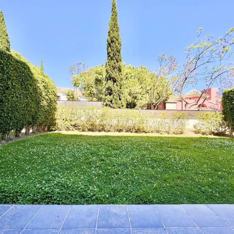 Venta de apartamento en planta baja en Los Flamingos