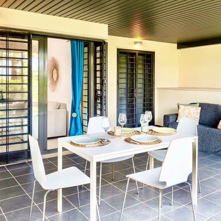 Venta de apartamento en planta baja en Los Flamingos