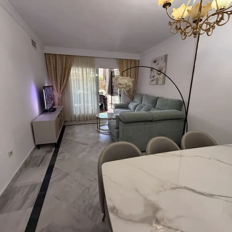 Продажа апартаментов на первом этаже в Puerto Banús