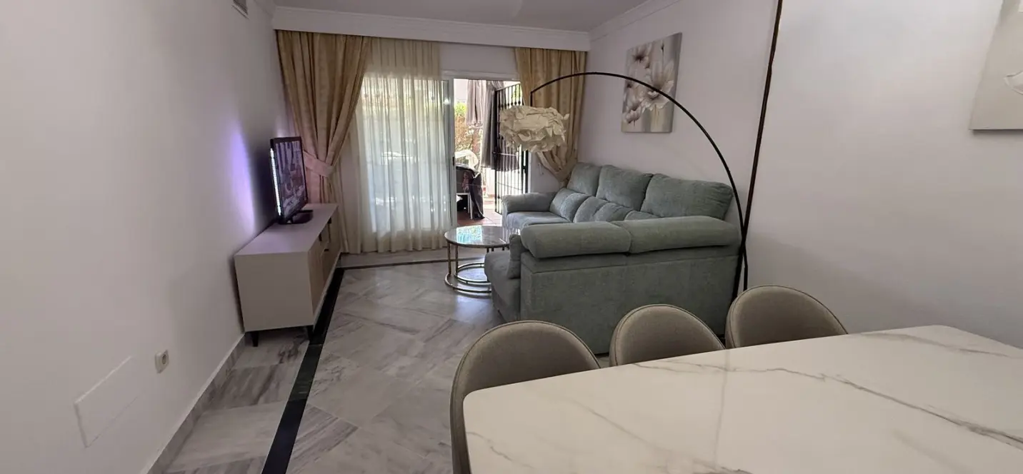 Продажа апартаментов на первом этаже в Puerto Banús 2