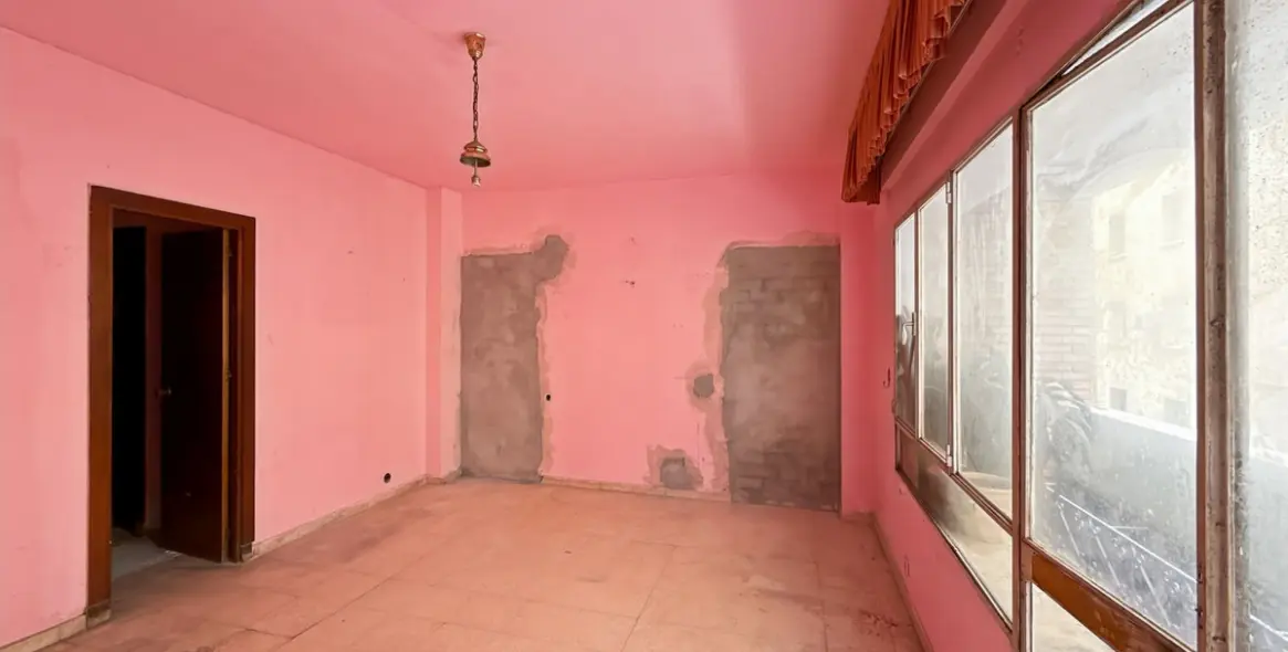 Продажа апартаментов на среднем этаже в Soho 5