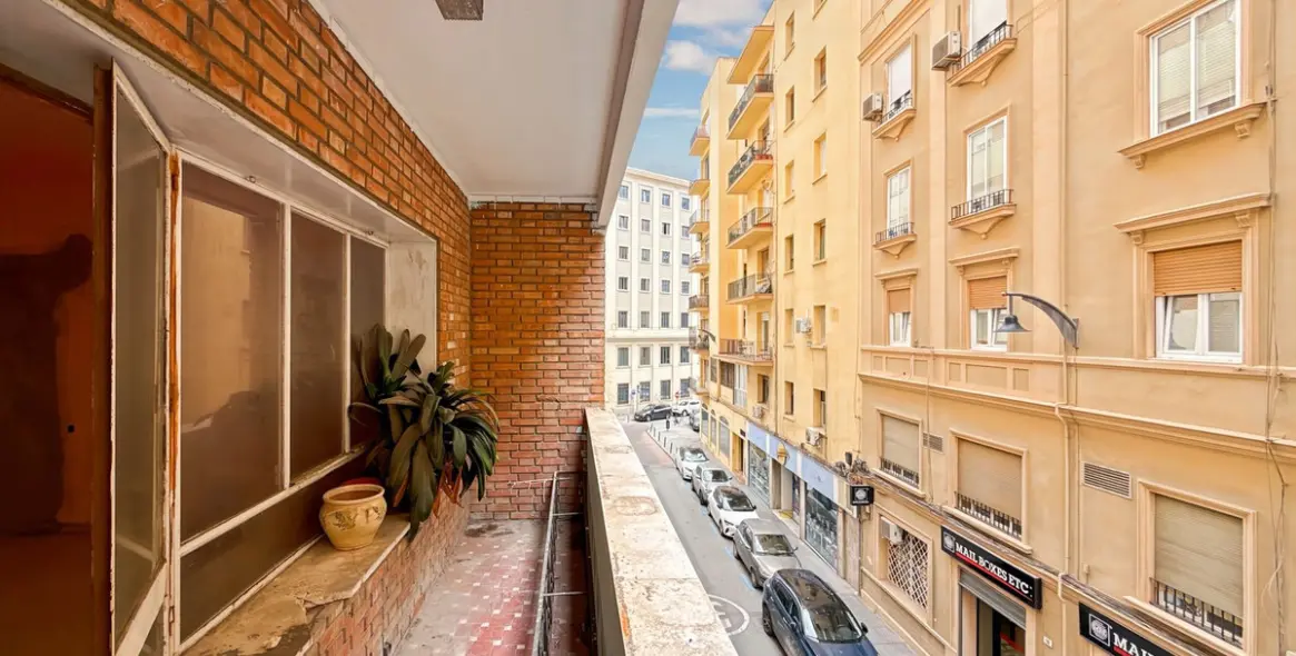 Продажа апартаментов на среднем этаже в Soho 18