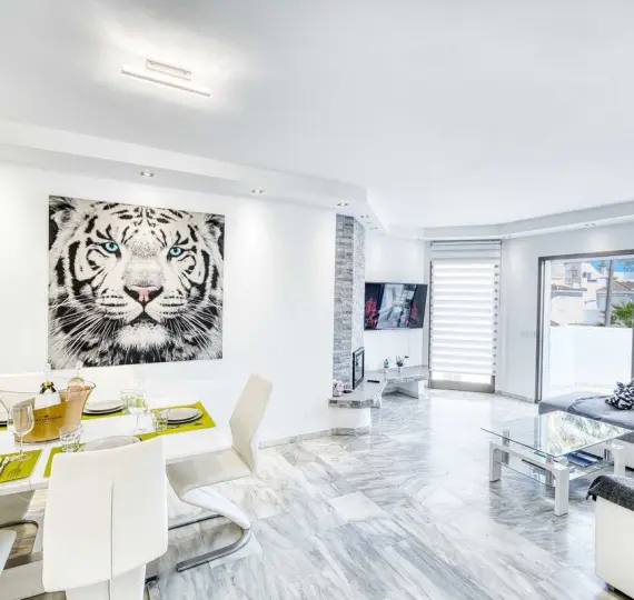 Long-term rent of middle floor apartment in Elviria