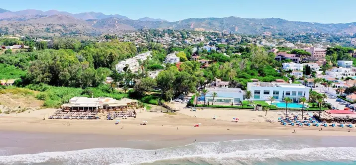 Long-term rent of middle floor apartment in Elviria 3