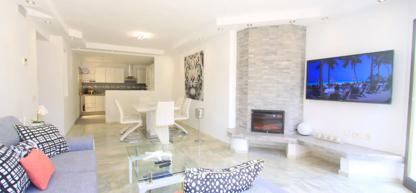 Продажа апартаментов на среднем этаже в Elviria 3