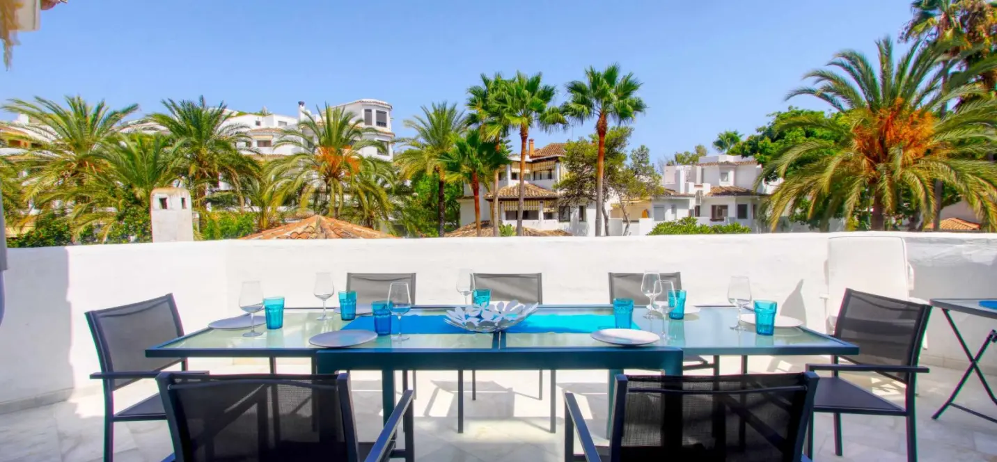 Продажа апартаментов на среднем этаже в Elviria 4