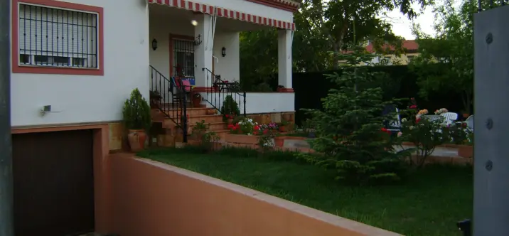 Sale of detached villa in Cuevas del Becerro 1